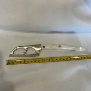 Cutco Santoku-Style Cheese Knife 3764 KP White Pearl Handle